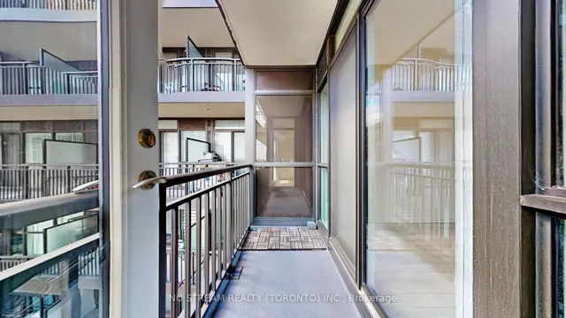 Additional image 23 of 3091 Dufferin St Unit 613