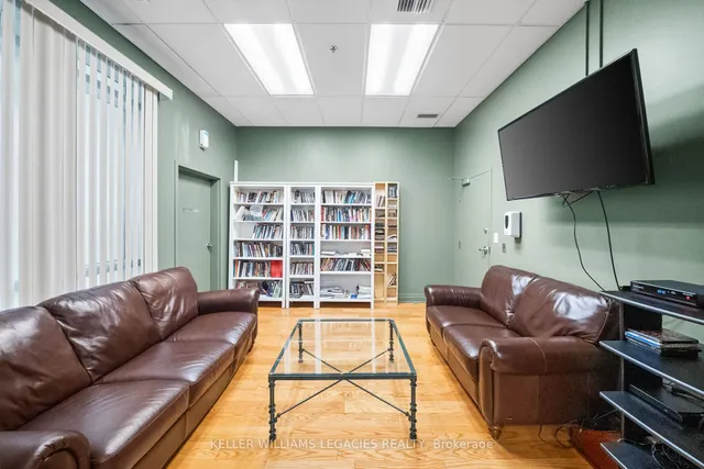 Additional image 33 of 60 Byng Ave Unit 615