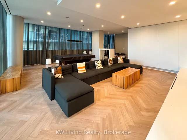 Additional image 17 of 8 Charlotte St Unit 2103