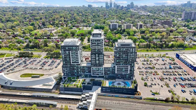 Additional image 17 of 2081 Fairview St Unit 610