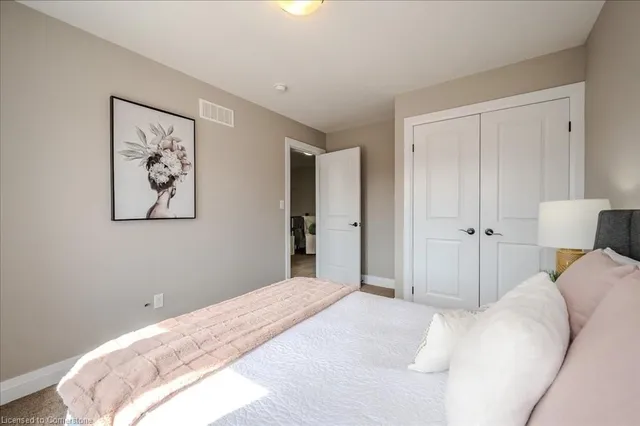 Additional image 27 of 504 Netherwood Cres