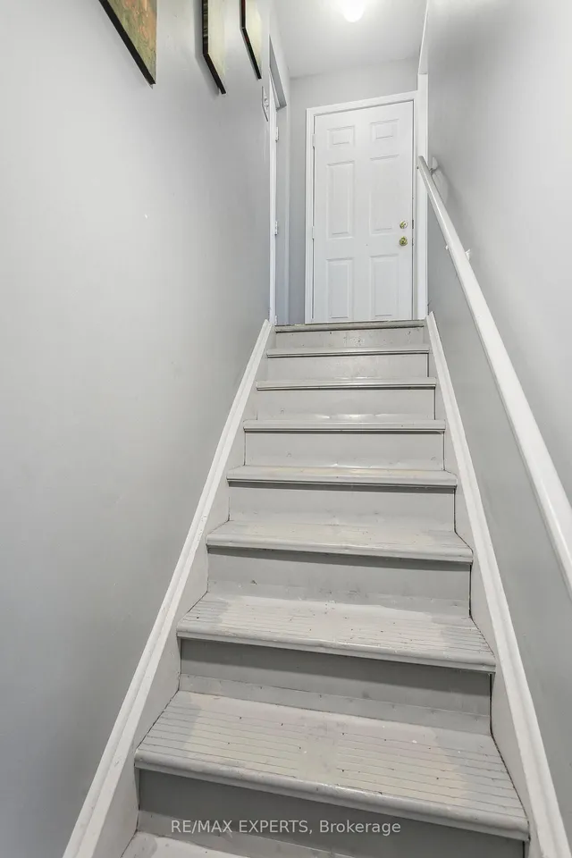 Additional image 45 of 29 Narrow Valley Cres