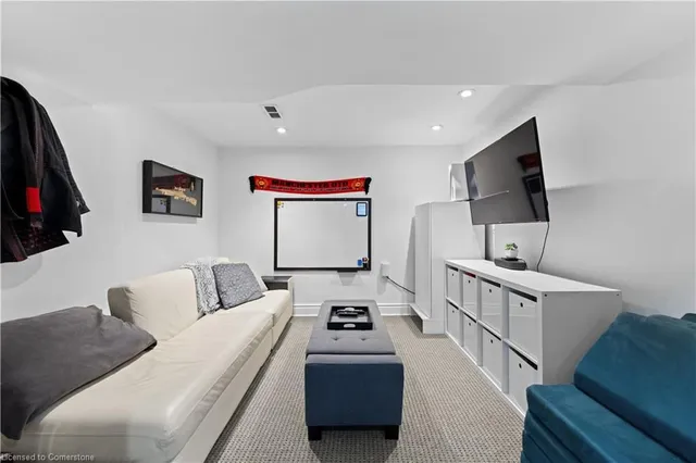 Additional image 28 of 26 Waterbury Dr