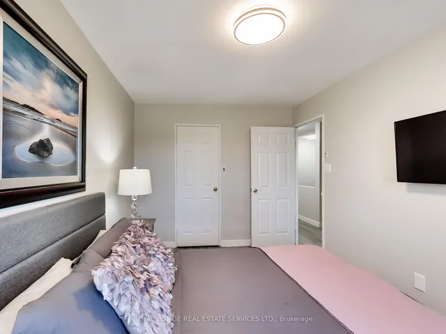 Additional image 36 of 1008 Falgarwood Dr Unit 5