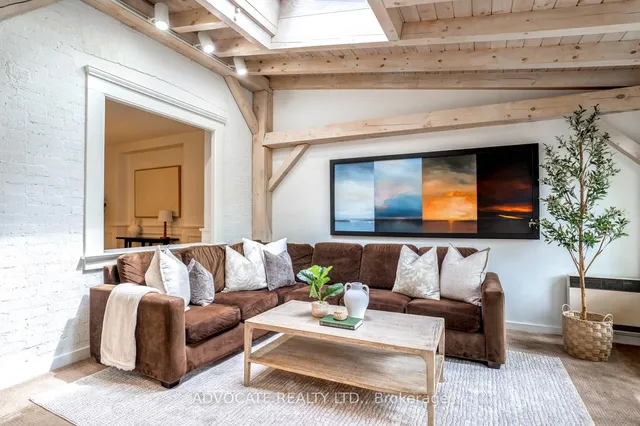 Additional image 25 of 49 Melrose Ave