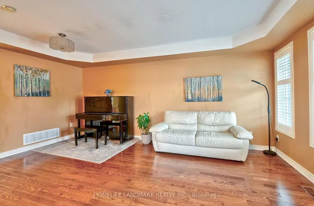 Additional image 4 of 190 Littlewood Dr