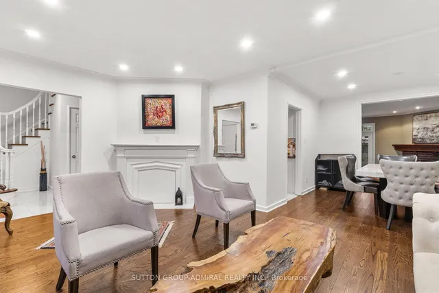 Additional image 7 of 298 Bessborough Dr