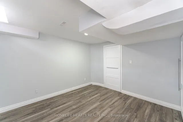 Additional image 29 of 4768 Owl Circ