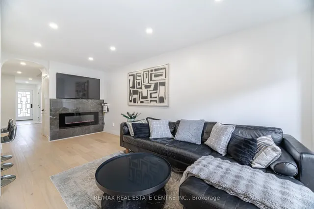 Additional image 19 of 1587 Dewberry Cres