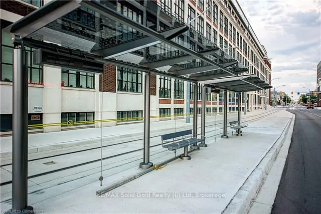 Additional image 16 of 410 King St Unit 124