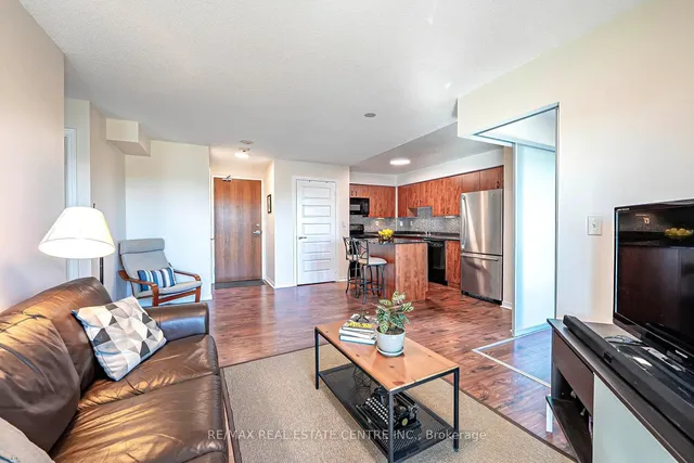 Additional image 22 of 215 Queen St Unit 505