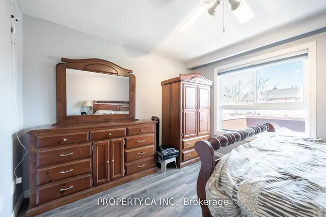 Additional image 24 of 64 Dawson Cres