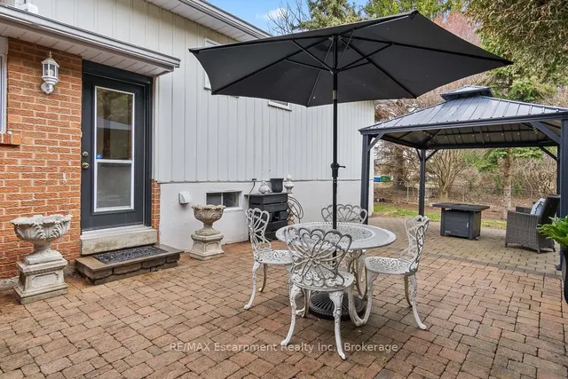 Additional image 9 of 2365 Devon Rd