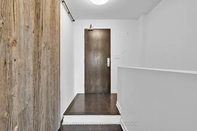 Additional image 18 of 201 Carlaw Ave Unit 128