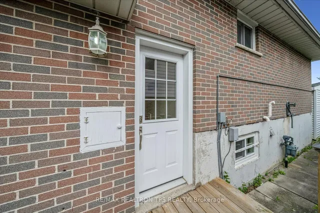 Additional image 31 of 14 Monmouth Crt