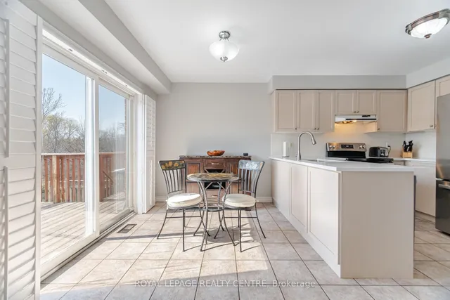 Additional image 15 of 4010 Medland Dr