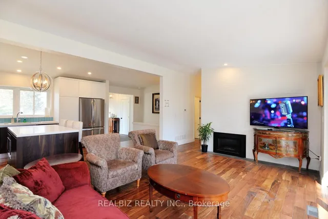 Additional image 13 of 7 Swallow Crt