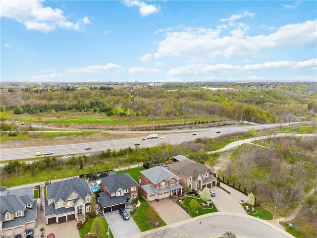 Additional image 9 of 100 Kingsview Dr