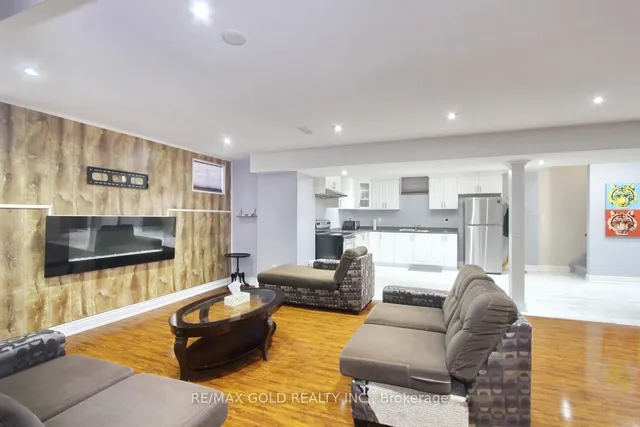 Additional image 43 of 14 Ladbrook Cres