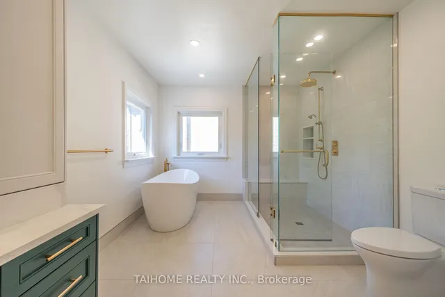 Additional image 19 of 47 Citation Dr