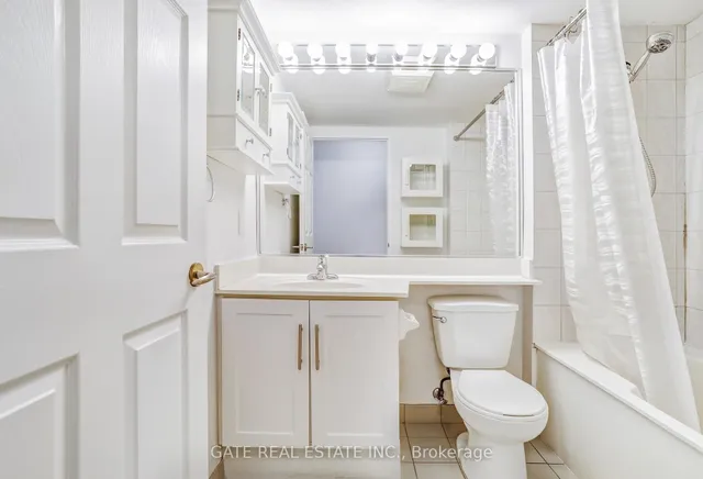 Additional image 24 of 8 Lee Centre Dr Unit 1111