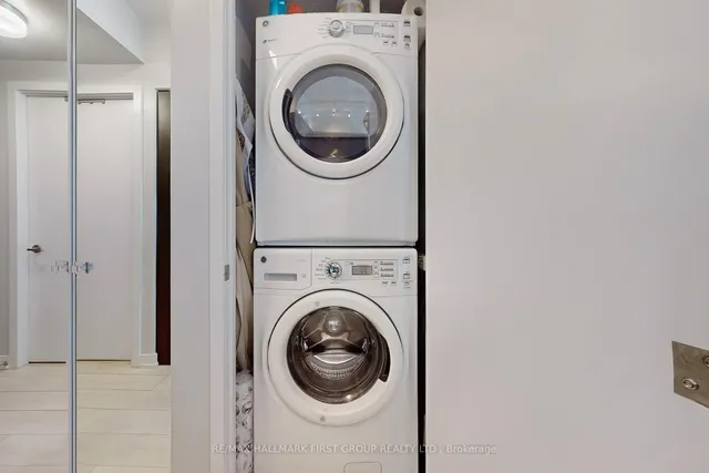 Additional image 23 of 2212 Lakeshore Blvd Unit 713