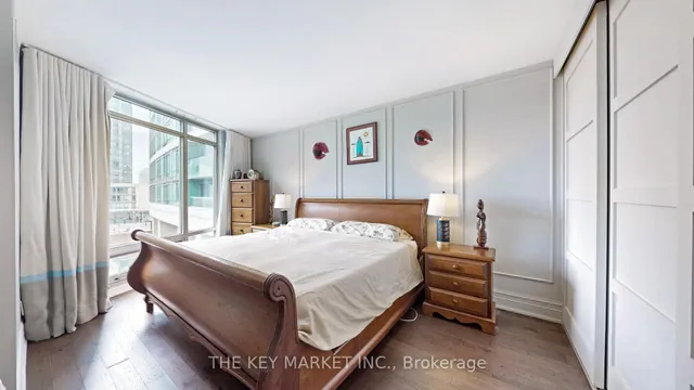 Additional image 18 of 81 Navy Wharf Crt Unit 315