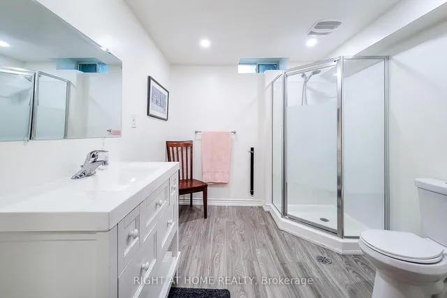 Additional image 25 of 550 Hayward Cres