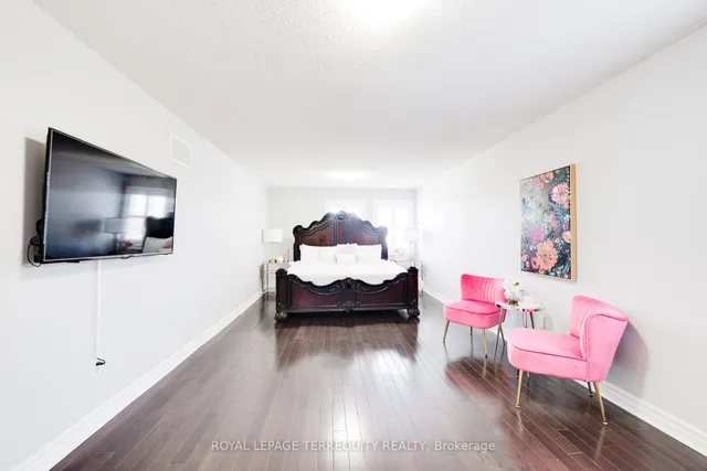 Additional image 23 of 4242 Petersburg Cres