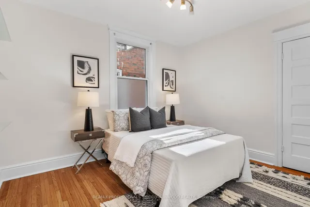 Additional image 22 of 39 Burnfield Ave