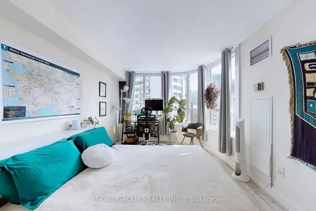 Additional image 17 of 25 Maitland St Unit 1212