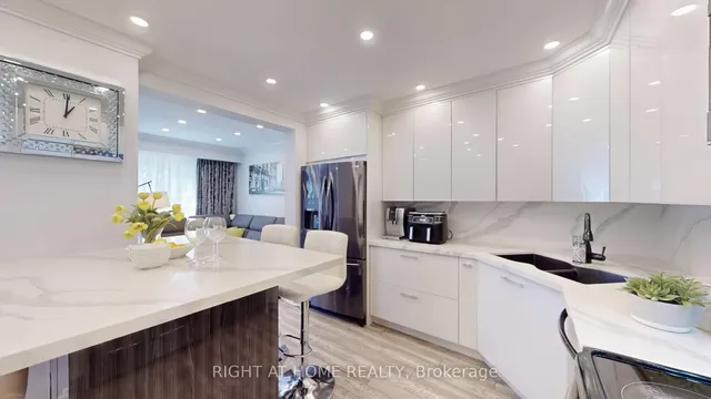 Additional image 13 of 1951 Rathburn Rd Unit 69