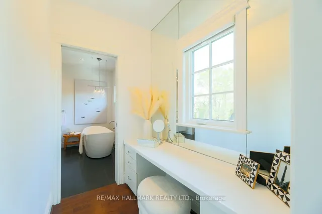 Additional image 18 of 69 Hillside Dr