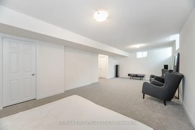 Additional image 39 of 3909 Koenig Rd