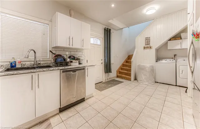 Additional image 33 of 95 Church St