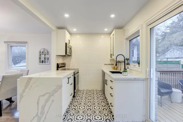 Additional image 12 of 23 Van Stassen Blvd