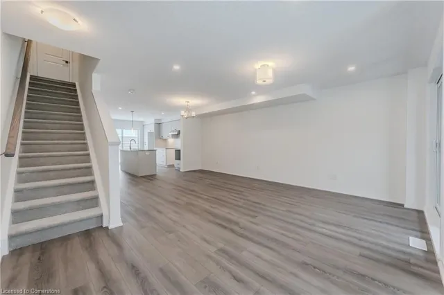 Additional image 11 of 17 Urbane Blvd Unit I073