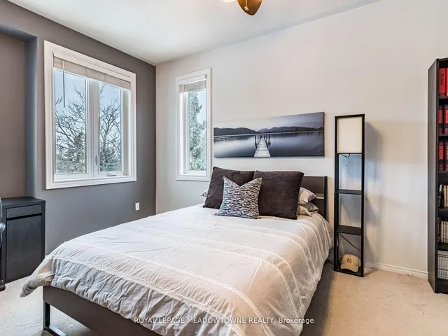 Additional image 32 of 73 Townley Cres