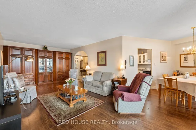 Additional image 8 of 5250 Lakeshore Rd Unit 809