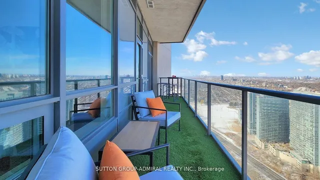 Additional image 29 of 36 Park Lawn Rd Unit 4205