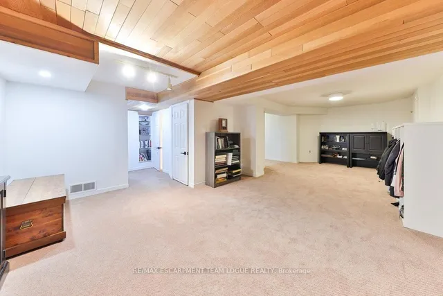 Additional image 34 of 2145 Country Club Dr Unit 13