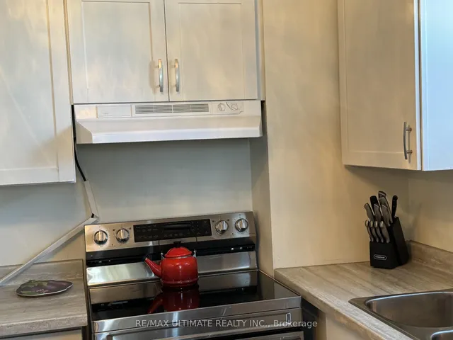 Additional image 11 of 3559 Eglinton Ave Unit 1210