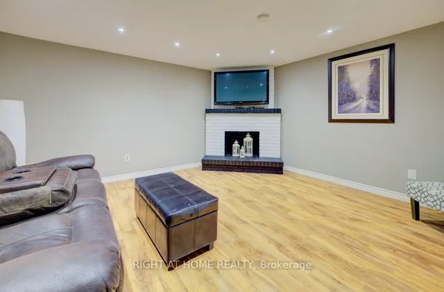 Additional image 26 of 34 Langston Dr