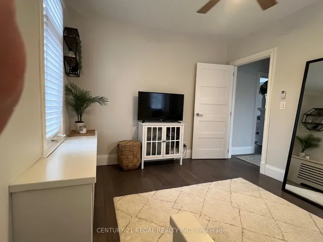 Additional image 4 of 93 Douglas Cres