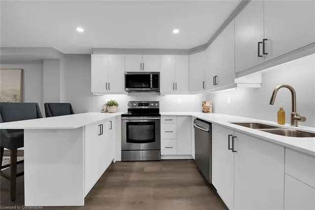 Additional image 40 of 8 Chartwell Cir