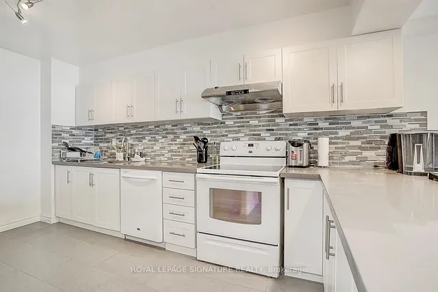 Additional image 14 of 45 Carlton St Unit 1209