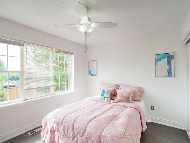 Additional image 30 of 1144 Barclay Circ