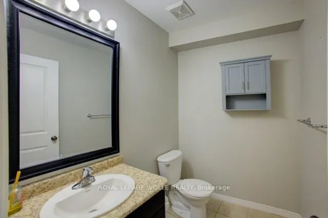 Additional image 5 of 945 Zeller Cres