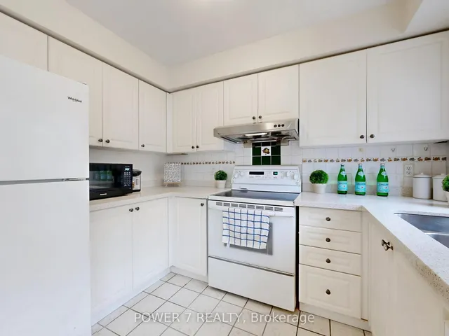 Additional image 11 of 83 Mondeo Dr Unit 515