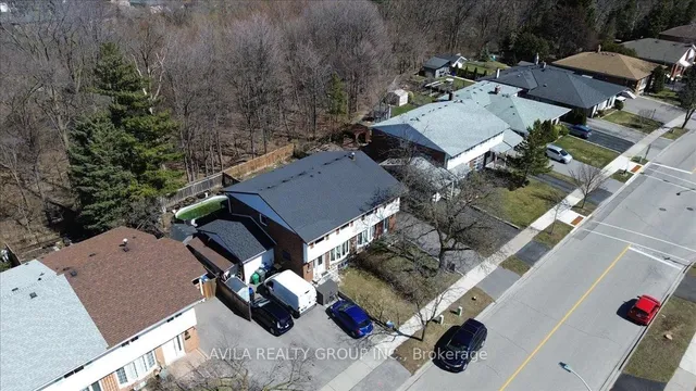 Additional image 45 of 3299 Queen Frederica Dr